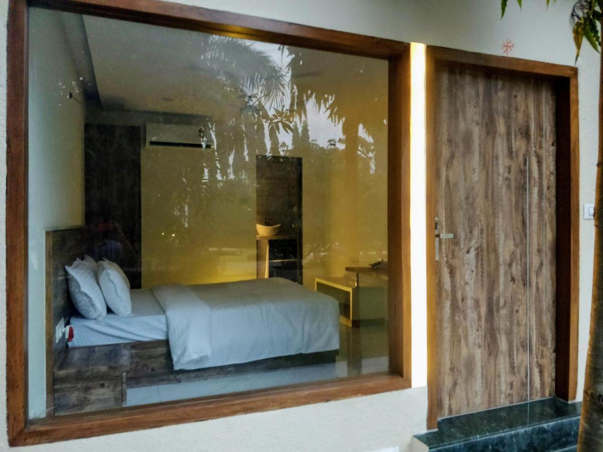 Pushp Vatika Resort & Lawns Νάβι Μουμπάι Εξωτερικό φωτογραφία