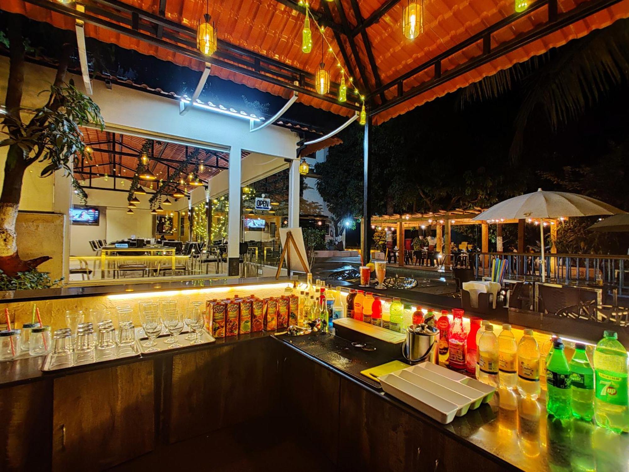 Pushp Vatika Resort & Lawns Νάβι Μουμπάι Εξωτερικό φωτογραφία