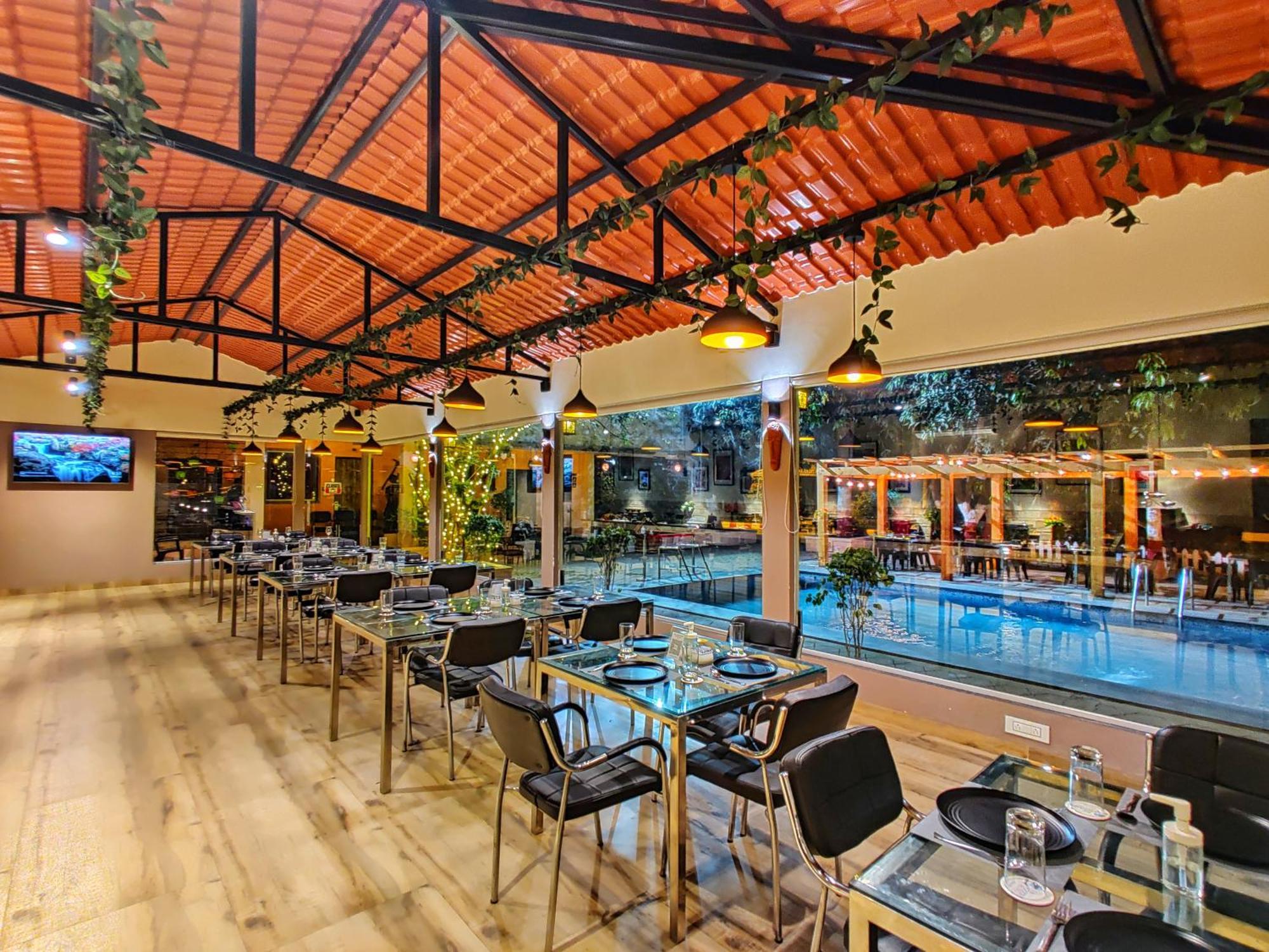 Pushp Vatika Resort & Lawns Νάβι Μουμπάι Εξωτερικό φωτογραφία