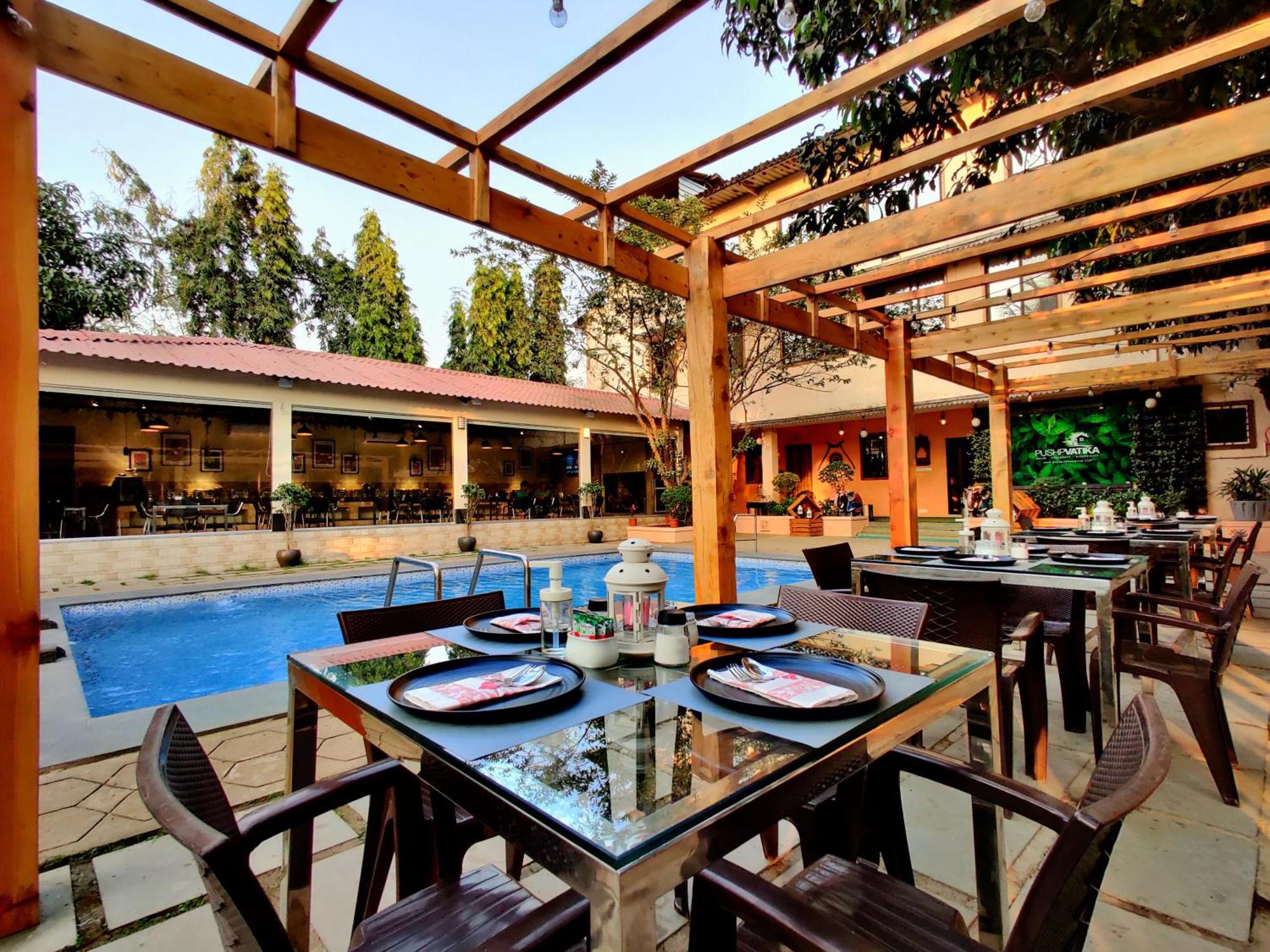 Pushp Vatika Resort & Lawns Νάβι Μουμπάι Εξωτερικό φωτογραφία