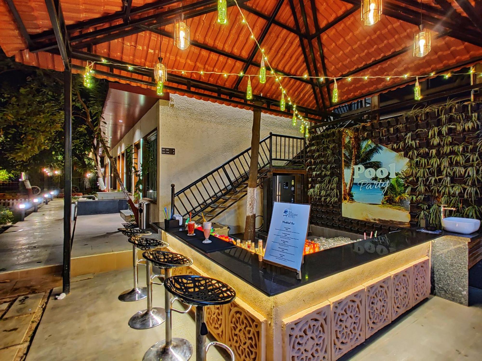 Pushp Vatika Resort & Lawns Νάβι Μουμπάι Εξωτερικό φωτογραφία
